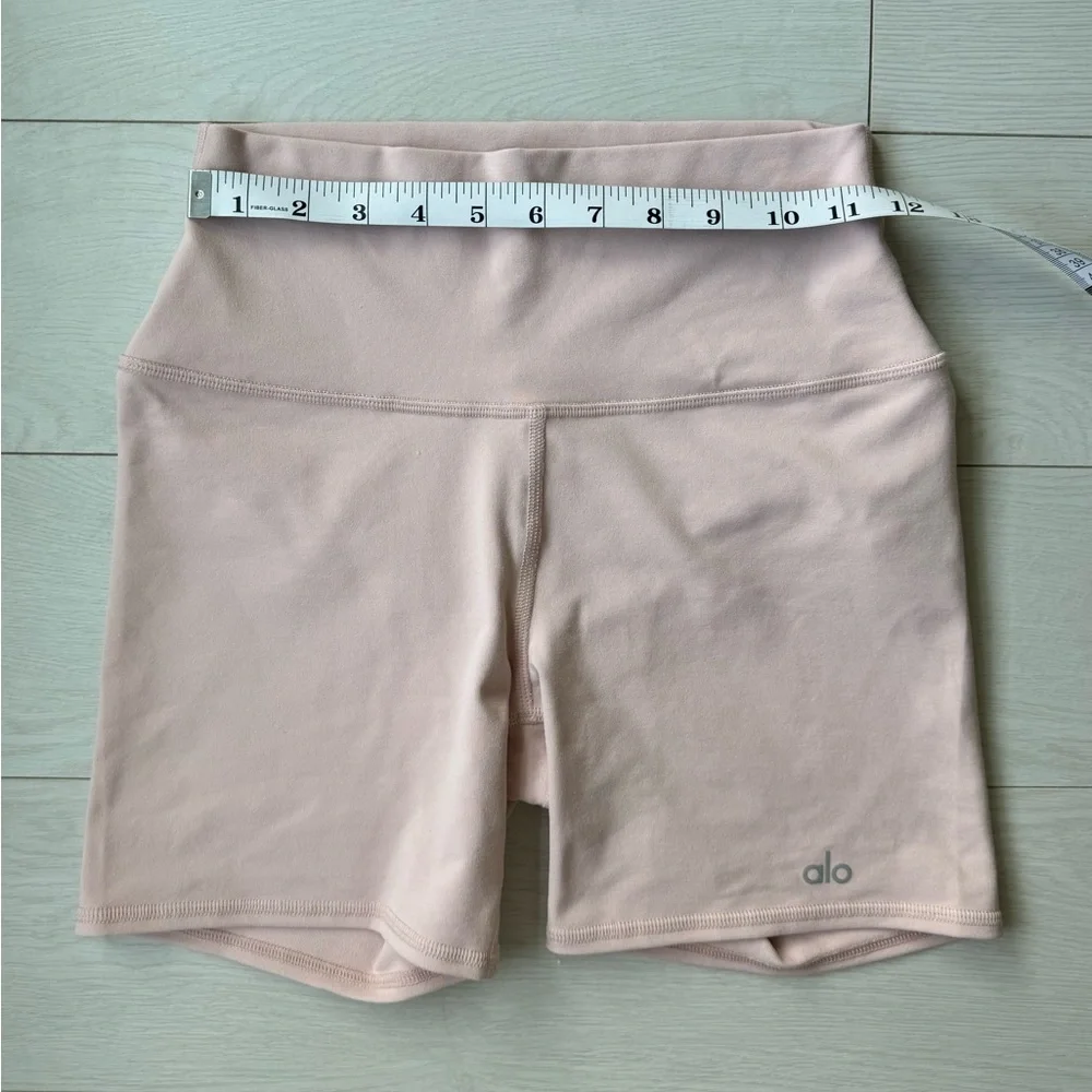 ALO Yoga 5" Airbrush High-Waist Biker Short Pink Quartz US S - Picture 9 of 9